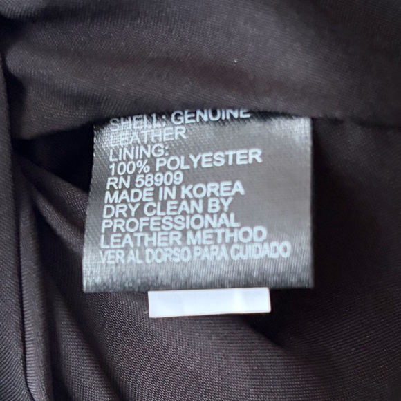 🆕 Antonio Melani Black Genuine Leather Pleated Mini Skirt Size 10 Classic Luxury - Picture 15 of 15